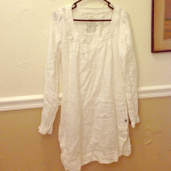 White 100% linen dress