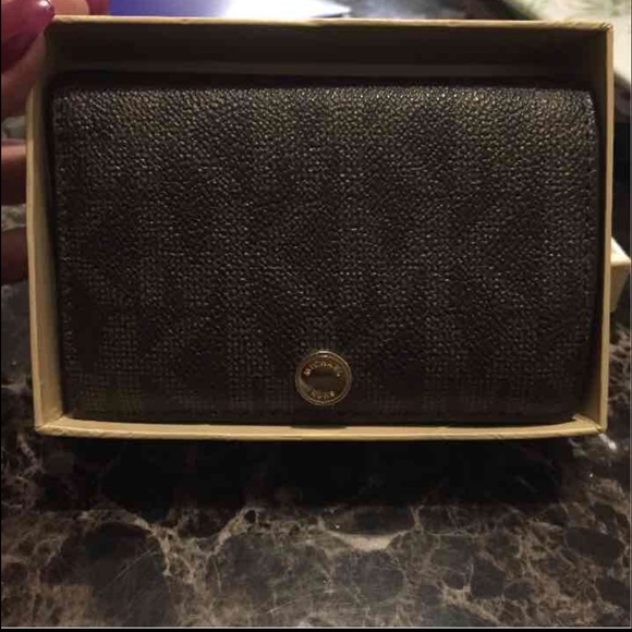 MK Slim Wallet