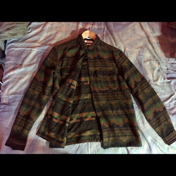 UO VINTAGE MULTI COLORED BUTTON DOWN SHIRT - Picture 2 of 3