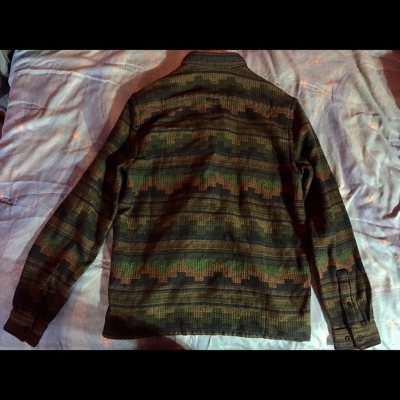 UO VINTAGE MULTI COLORED BUTTON DOWN SHIRT - Picture 3 of 3