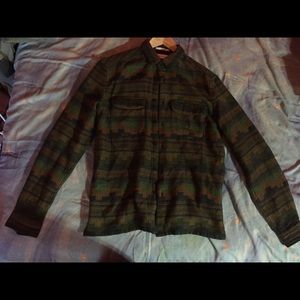 UO VINTAGE MULTI COLORED BUTTON DOWN SHIRT