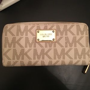 Michael Kors wallet