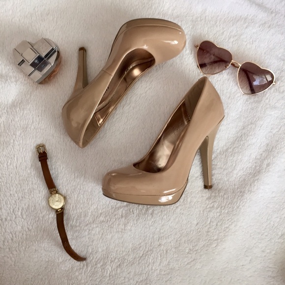 Madden Girl Fastenn Platform Pumps