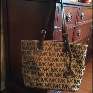 Michael Kors purse