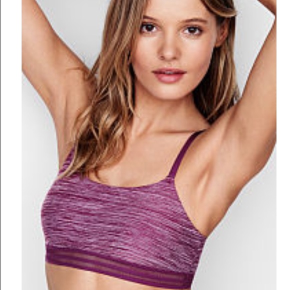 VS Banded Scoopneck w/Mesh Bralette - M