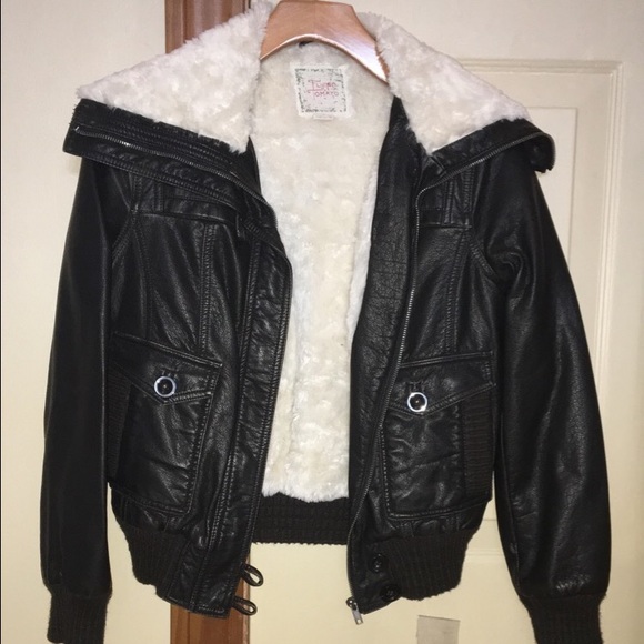 Flying Tomato size small ladies bomber jacket. .