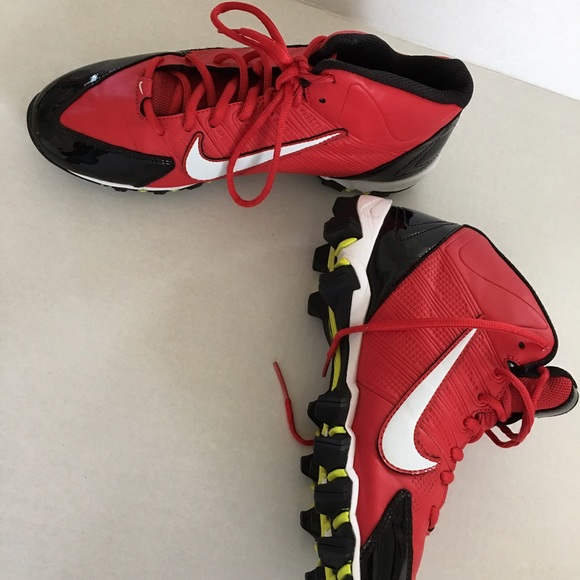 Nike Alpha cleats size 8
