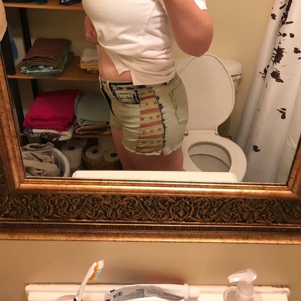 Mossimo Jean Shorts - Picture 7 of 7