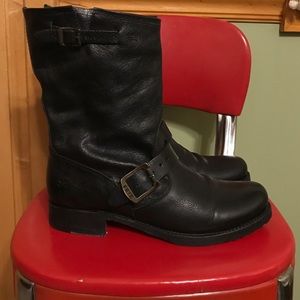 Frye Veronica slouch boots size 10B