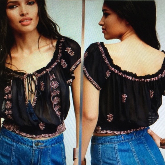 Free People Tops - Free People Paisley Park Crop Peasant Top