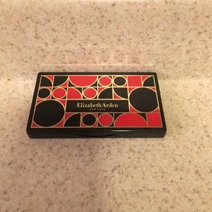 Elizabeth Arden blush and highlighter