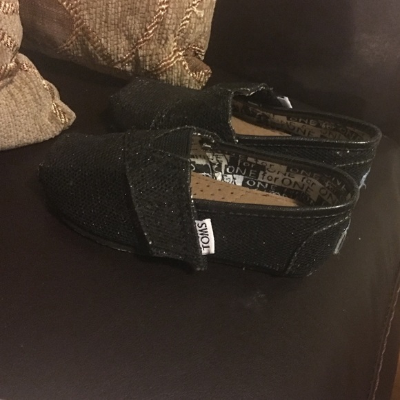 Toms shoes for toddler
