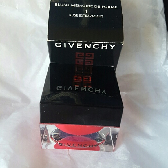 GIVENCHY BLUSH MEMOIRE DE FORME