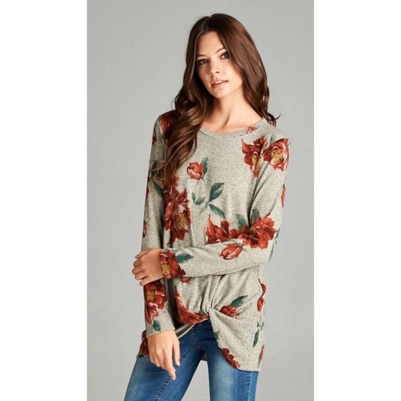 Rusty Floral Knotted Top - Picture 3 of 3