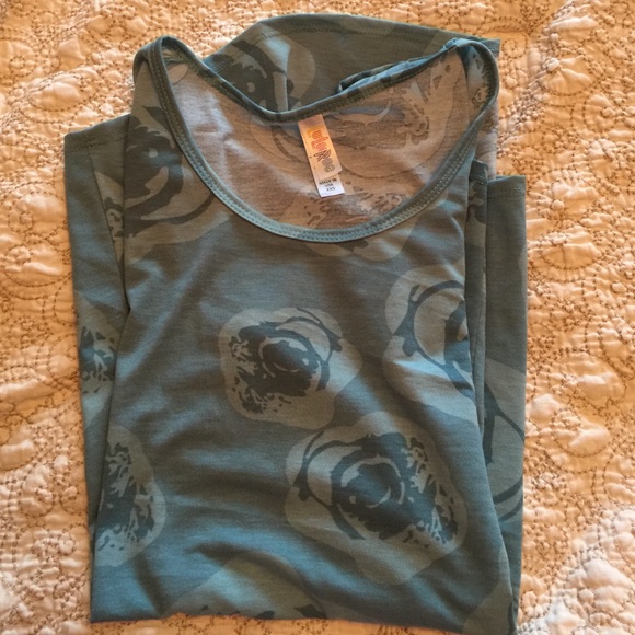 LulaRoe Classic Tee