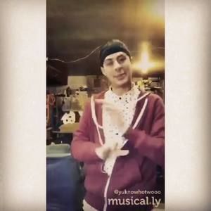 Meet your Posher, Tyler