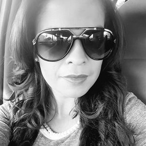 Meet your Posher, Selene