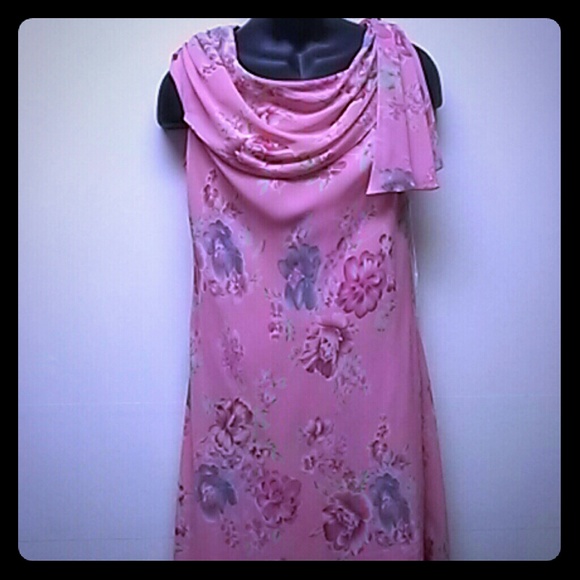 Gorgeous 1pc Pink floral print dress by David Warren