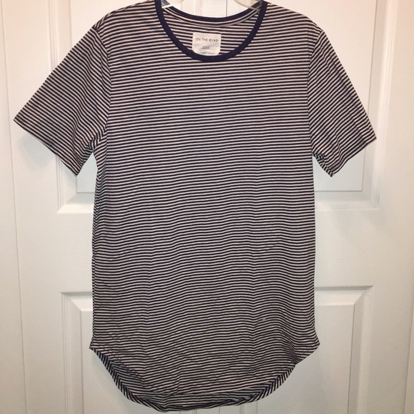 on the byas Shirts - Extended longer length navy white on The Byas tee on the byas Shirts - Extended longer length navy white on The Byas tee