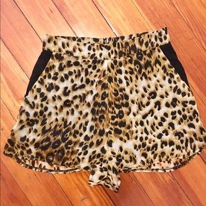 Reformation Leopard Shorts, Rare!