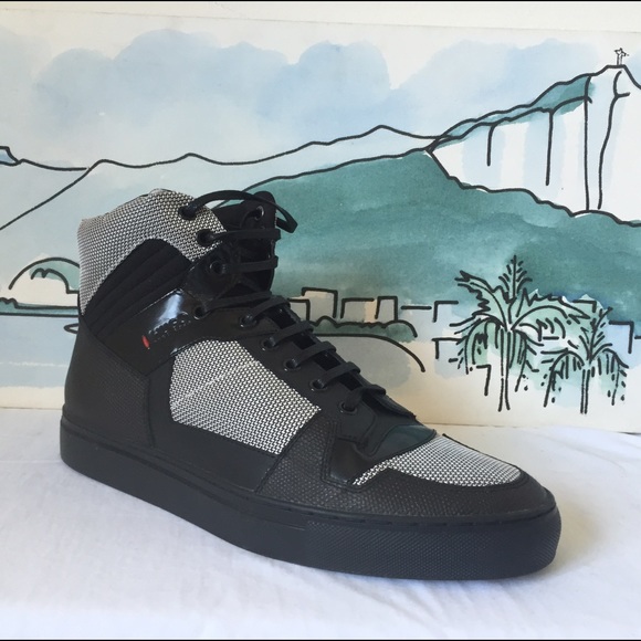 HUGO BOSS black sneaker, size 10