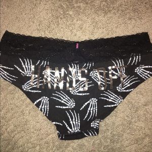 PINK Low Rise Hipster panties