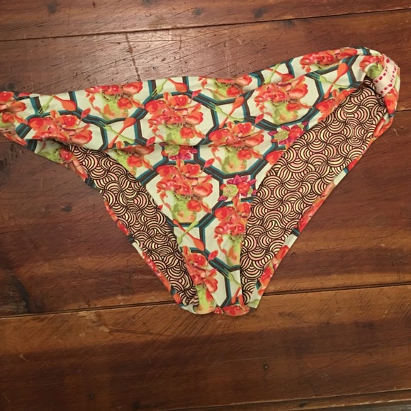 Maaji women's bikini - Picture 2 of 4