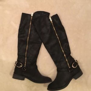 Women's Black/Gold Mossimo boots