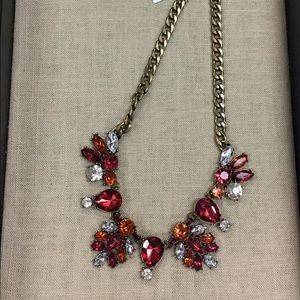 ViVi statement necklace