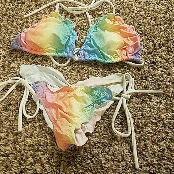 Baithing suit
