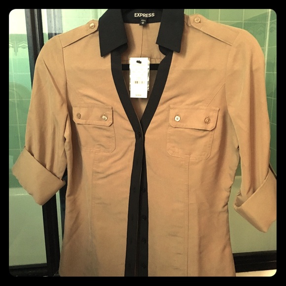 Express size XS NWT - great work shirt!