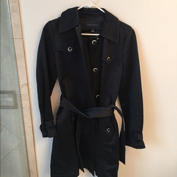 Banana Republic women's black trench coat -size L