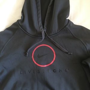 Therma- Fit Nike Gray Sweater