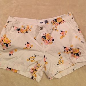 Women's Old Navy Floral Shorts (3 1/2" inseam)