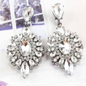 Bedecked & Bedazzled Jewelry - "Amelia" Crystal Statement Earrings LAST ONE! Bedecked & Bedazzled Jewelry - "Amelia" Crystal Statement Earrings LAST ONE!