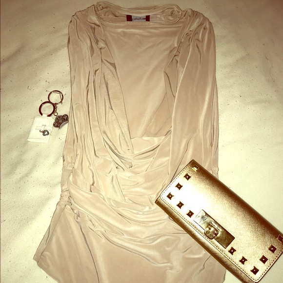 PRETTY LITTLE THING BODY SUIT!!
