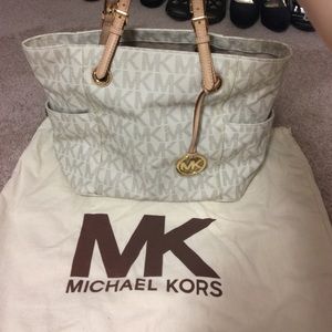 Michael Kors Tote with Dustbag