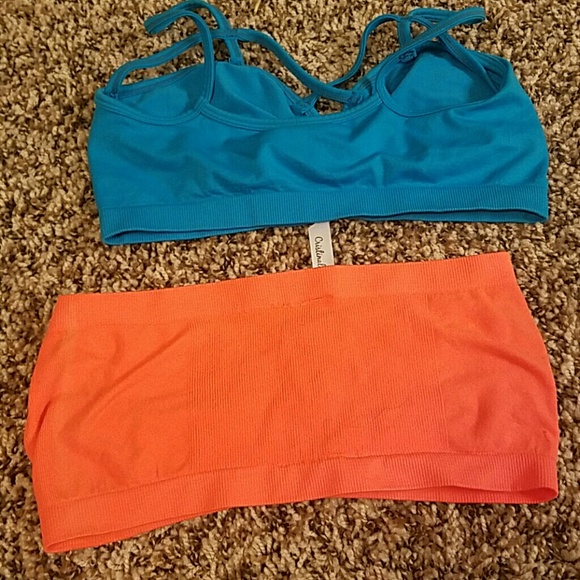 Bras - Picture 2 of 2