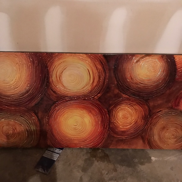 Large wall decor - Picture 2 of 3