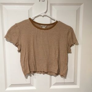Short sleeve crop top