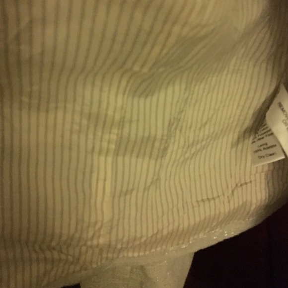 Ann Taylor Loft Short Blazer. - Picture 4 of 4