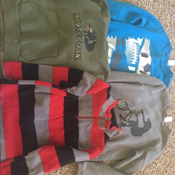 Boy sweatshirts (lot)