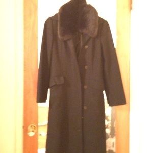 Beautiful & Classic Sisley Coat!