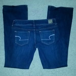 AE Artist jeans