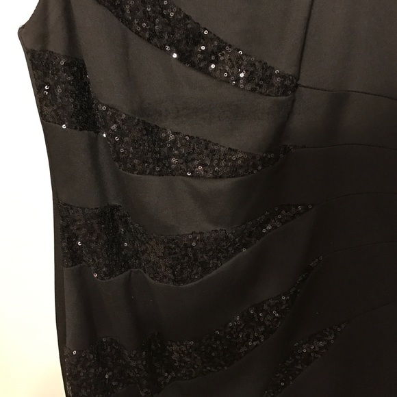 Cocktail dress ☄️ - Picture 2 of 2