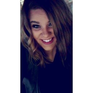 Meet your Posher, Alanna