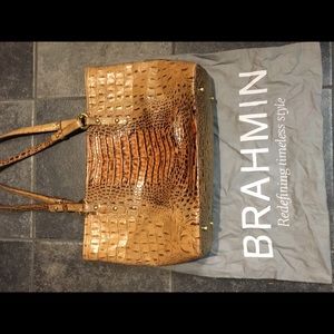 Pecan Brahmin hobo