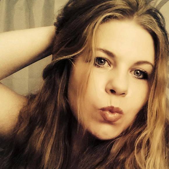 Meet your Posher, Yelena - Picture 1 of 1