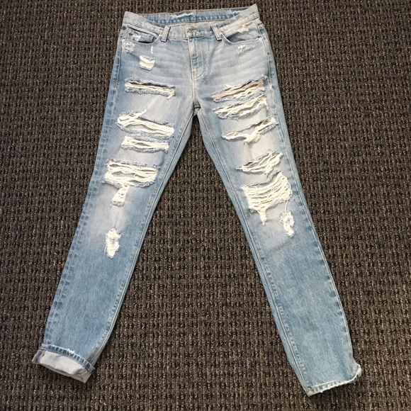 KSUBI Distressed jeans