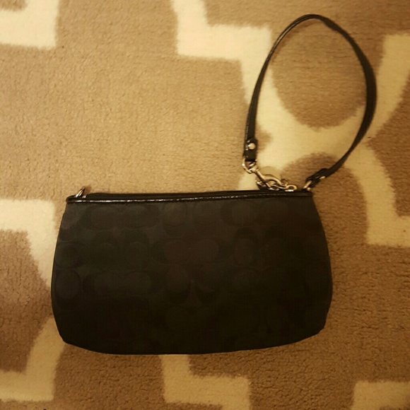 Black Coach Clutch! - Picture 3 of 4